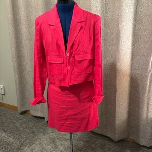 House of Harlow 1960 Bright Pink Blazer and Skirt Set